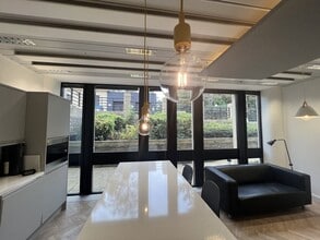 Hornbeam Park Av, Harrogate to rent Interior Photo- Image 2 of 13