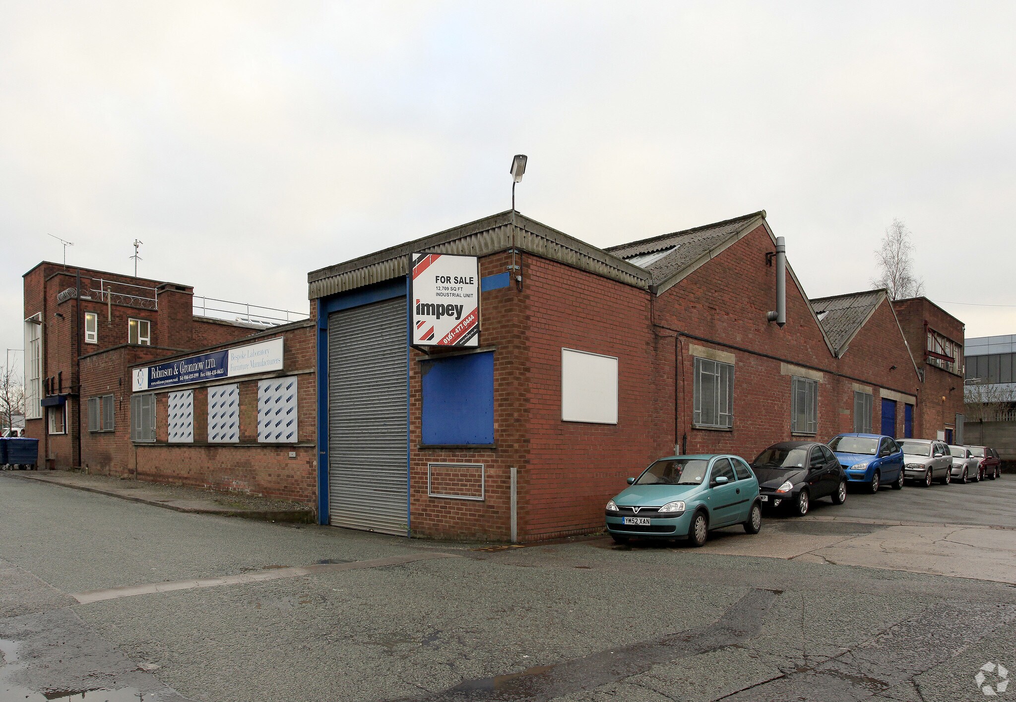 Bird Hall Ln, Stockport for sale Primary Photo- Image 1 of 1