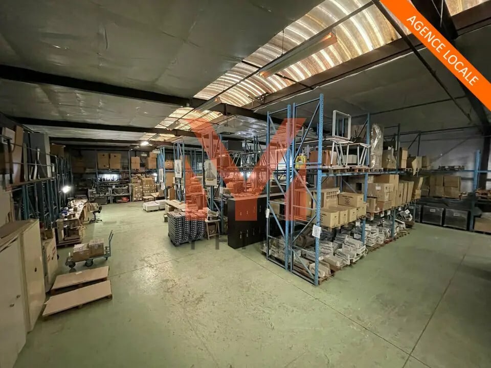 Vente Local d'activités 2 602 m² - Photo 1
