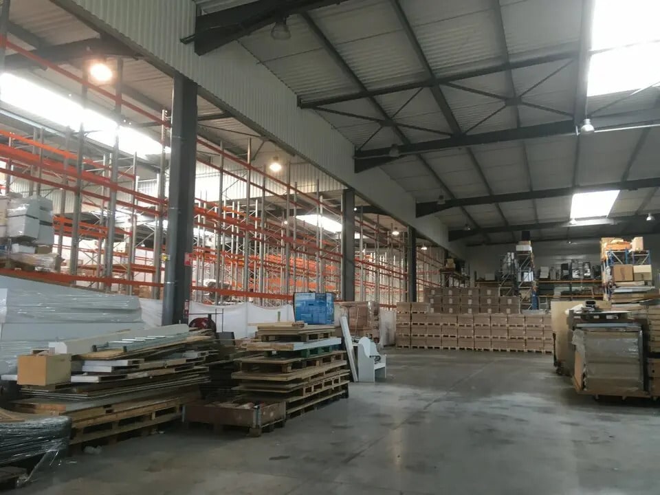 Light Industrial in Blanquefort for sale Interior Photo- Image 1 of 1