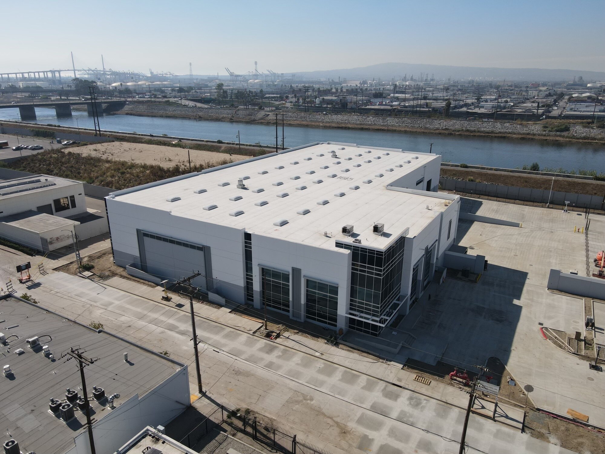 1601 San Francisco Ave, Long Beach, CA to rent Building Photo- Image 1 of 1