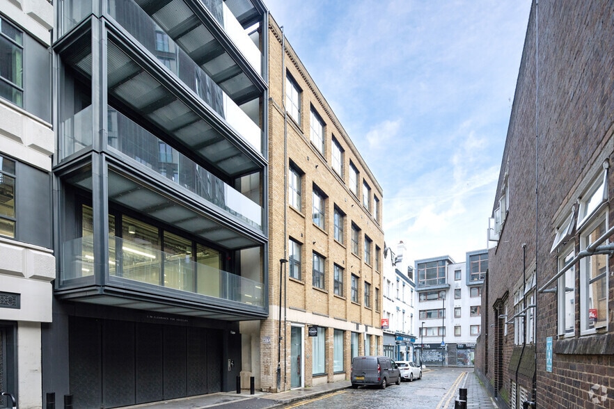 7-8 Manningtree St, London for sale - Primary Photo - Image 1 of 7