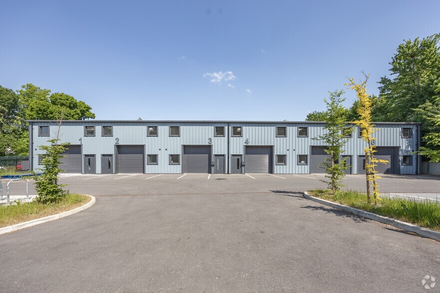 21 Artillery Rd, Yeovil to rent - Building Photo - Image 3 of 3