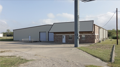 3533 E Highway 175, Kaufman, TX for rent Building Photo- Image 1 of 4