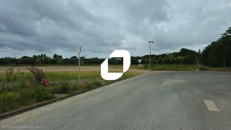 Land in La Courneuve to rent Building Photo- Image 1 of 11