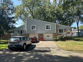 3029 17th St NW, Canton, OH for sale Primary Photo- Image 1 of 2