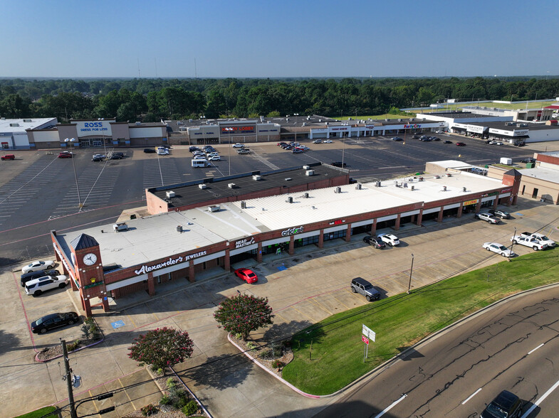 3701 Mall Ln, Texarkana, TX for rent - Building Photo - Image 3 of 9