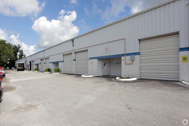 More details for 1600-1650 NW 34th Ter, Lauderhill, FL - Industrial to Rent
