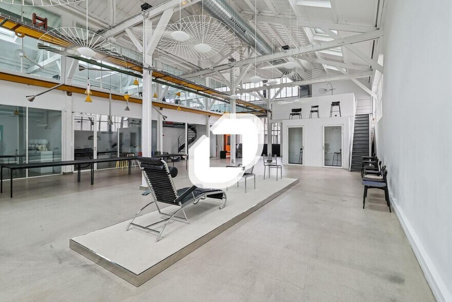Office in Montreuil to rent - Interior Photo - Image 3 of 8