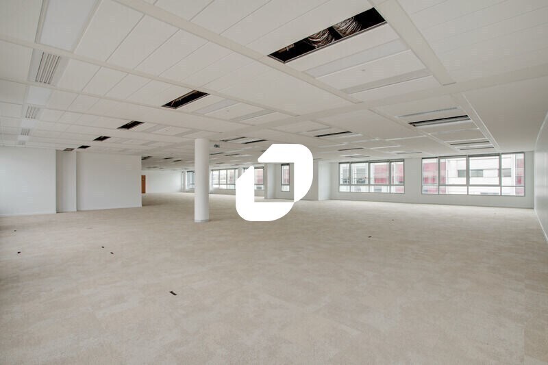 1 Avenue Du Stade De France, Saint-Denis to rent Building Photo- Image 1 of 15