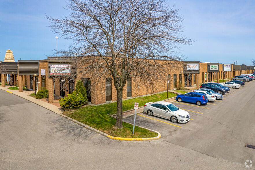 595 Middlefield Rd, Toronto, ON for rent - Building Photo - Image 2 of 5