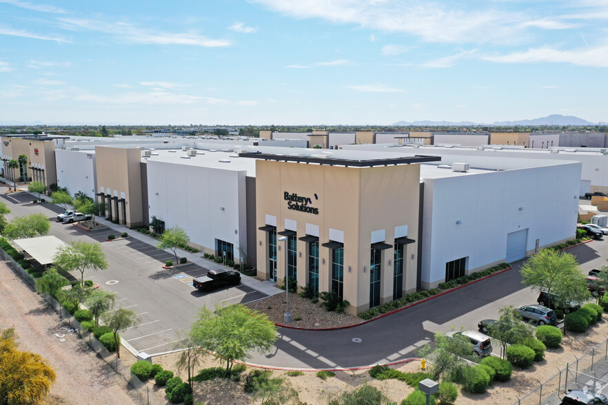 618 E Auto Center Dr, Mesa, AZ for sale - Primary Photo - Image 1 of 1