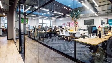 Noel St, London to rent Interior Photo- Image 2 of 7