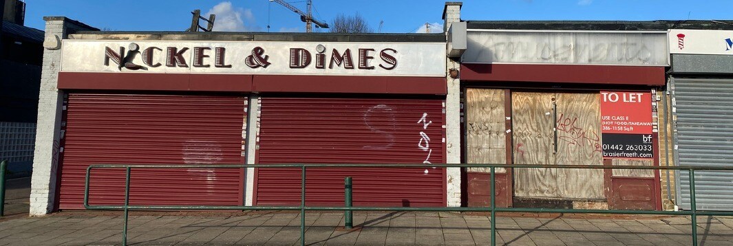 28-30 The Square, Hemel Hempstead for sale Primary Photo- Image 1 of 1