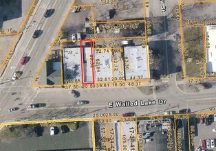 121 E Walled Lake Dr, Walled Lake, MI - AERIAL  map view