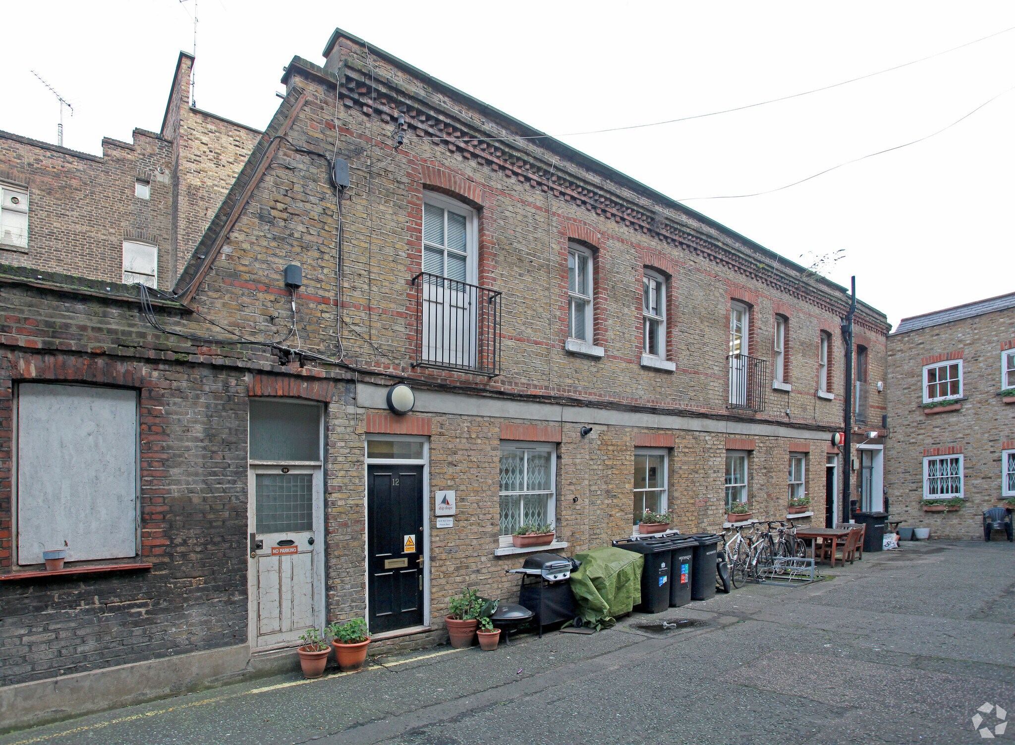 12-13 London Mews, London for sale Primary Photo- Image 1 of 1