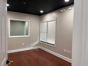 525-545 Main St, Laurel, MD to rent Interior Photo- Image 2 of 7