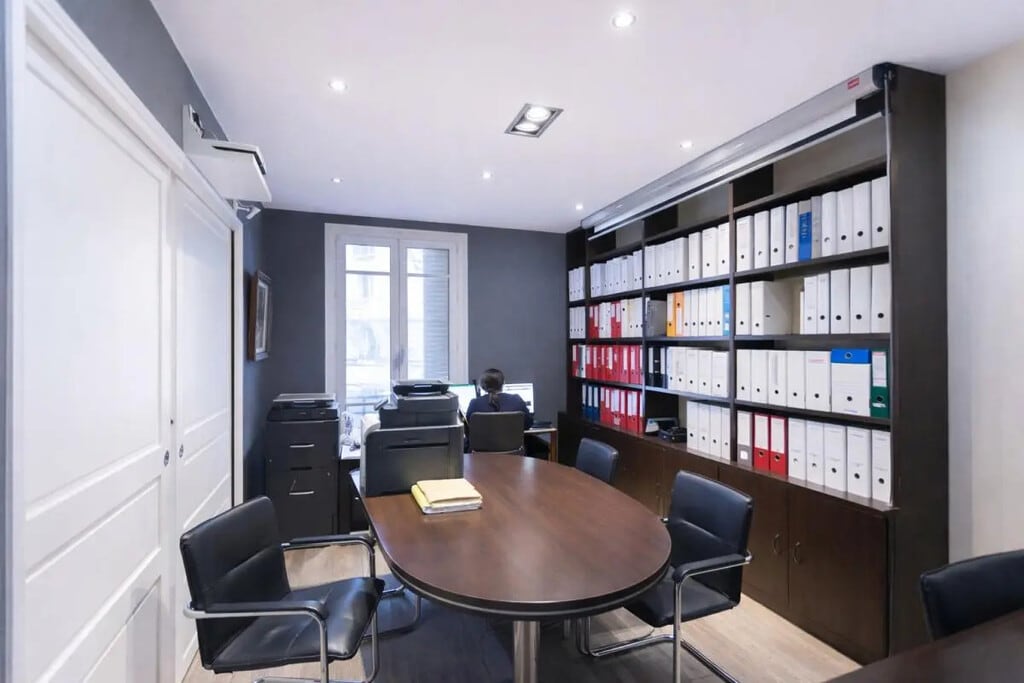 Vente Bureaux 100 m² - Photo 1