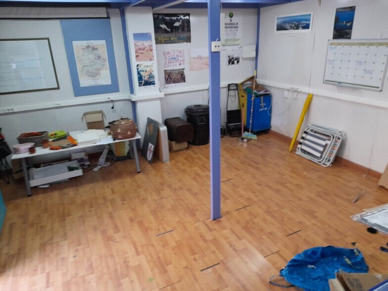 Retail in Cáceres to rent - Building Photo - Image 1 of 9