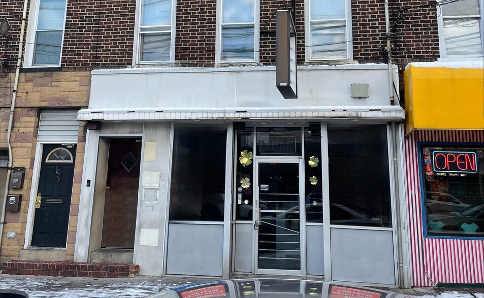 1086-A Avenue C, Bayonne, NJ for sale - Building Photo - Image 1 of 1