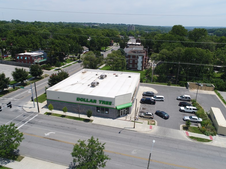 4601 Troost Ave, Kansas City, MO for rent - Primary Photo - Image 1 of 7