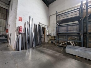 Industrial in Catarroja, Valencia to rent Building Photo- Image 2 of 25