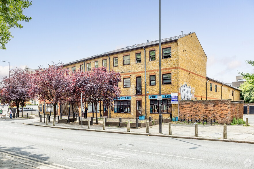 88 Clapham Park Rd, London for sale - Building Photo - Image 1 of 34