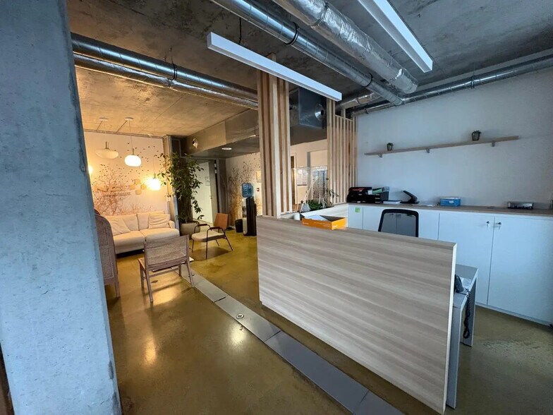 Office in Nantes to rent - Interior Photo - Image 3 of 12