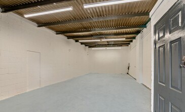 Whickham Industrial Estate, Newcastle Upon Tyne for rent Interior Photo- Image 2 of 2