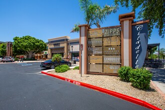 N 59th Ave, Glendale, AZ for rent Building Photo- Image 1 of 10