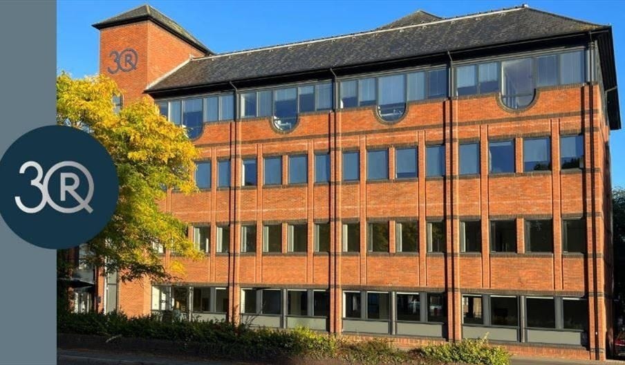 3 Queens Rd, Reading to rent - Building Photo - Image 1 of 7