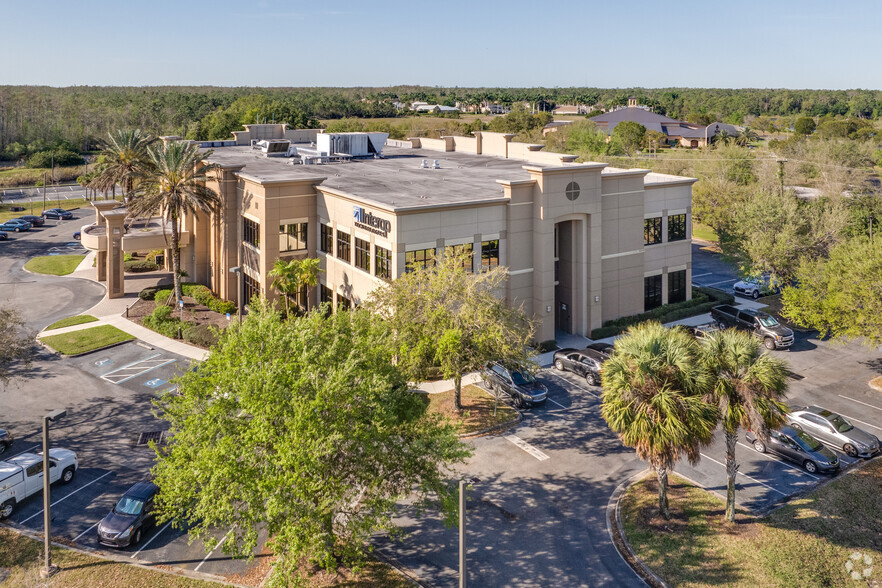 13500-13520 Powers Ct, Fort Myers, FL for rent - Building Photo - Image 3 of 7