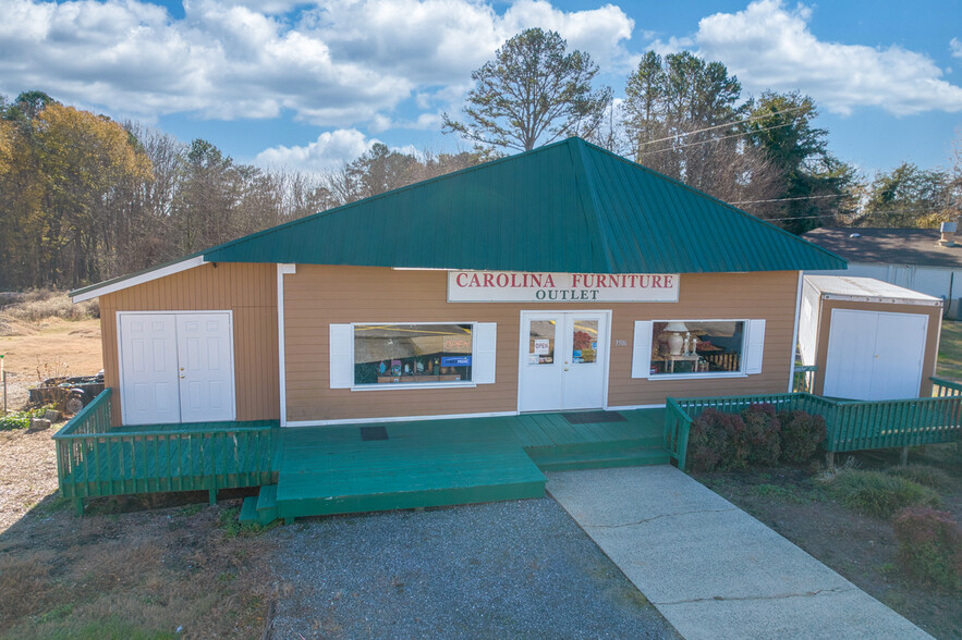 3506 Springs Rd, Hickory, NC for sale - Building Photo - Image 3 of 43