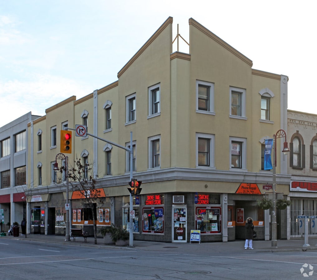 3 Simcoe St S, Oshawa L1H 4G1 Retail for Rent UK