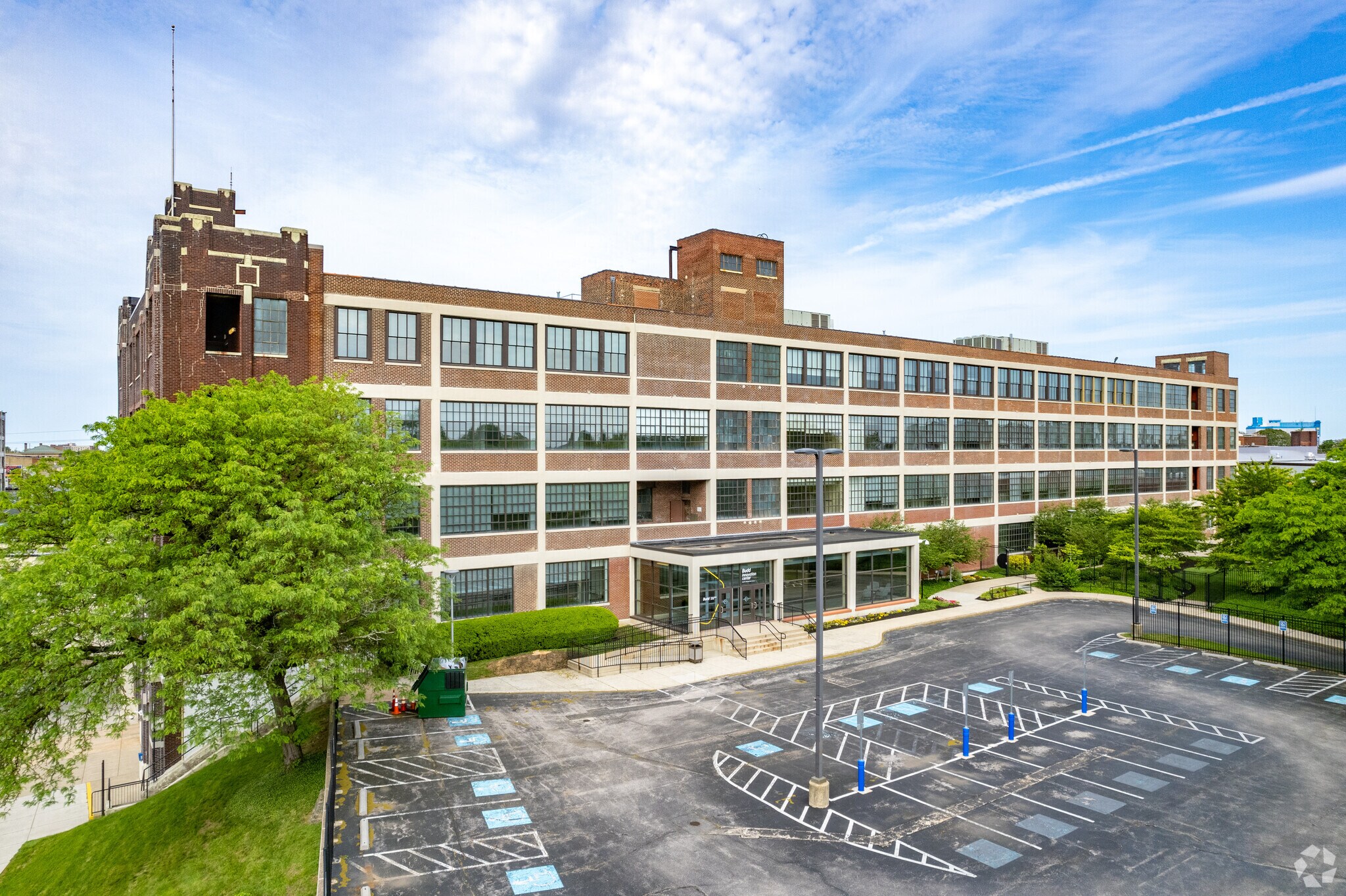 2450 W Hunting Park Ave, Philadelphia, PA to rent Building Photo- Image 1 of 32