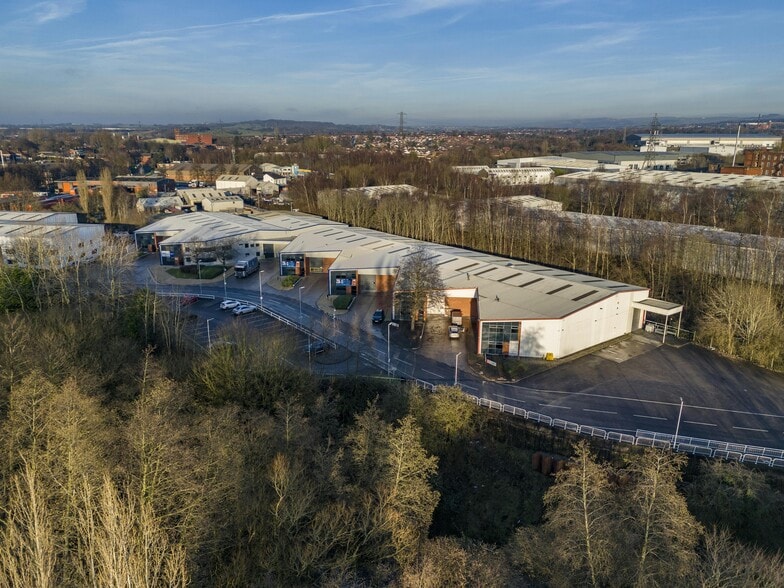 Brookside Business Park, Manchester to rent - Building Photo - Image 3 of 24