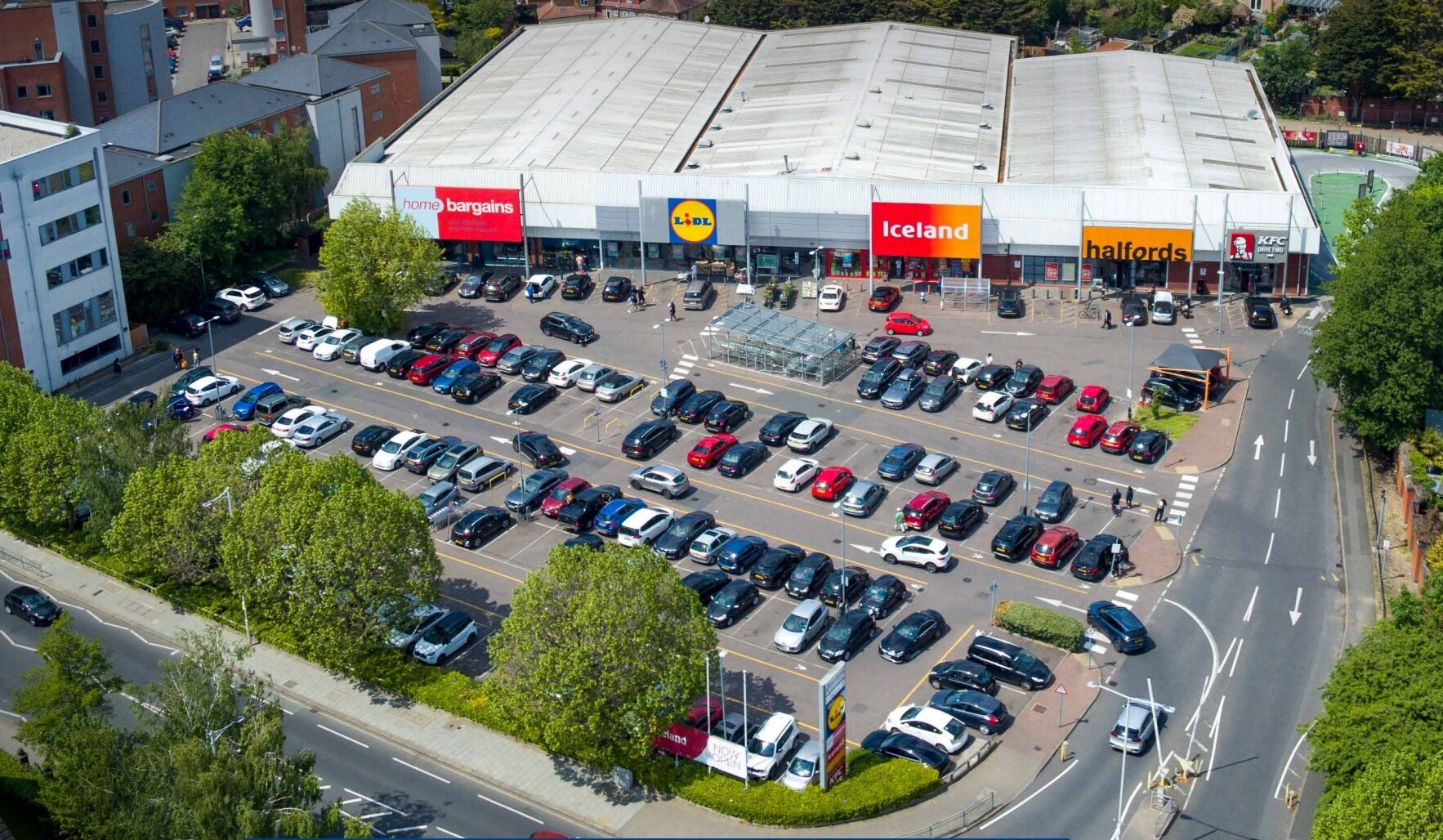 High Rd, Romford for sale Primary Photo- Image 1 of 1