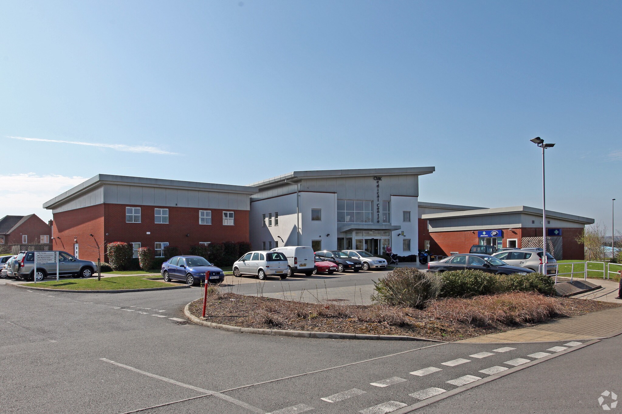 68 Bradwell Common Blvd, Milton Keynes for sale Primary Photo- Image 1 of 1