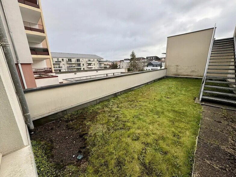 Office in Dijon for sale - Building Photo - Image 3 of 3