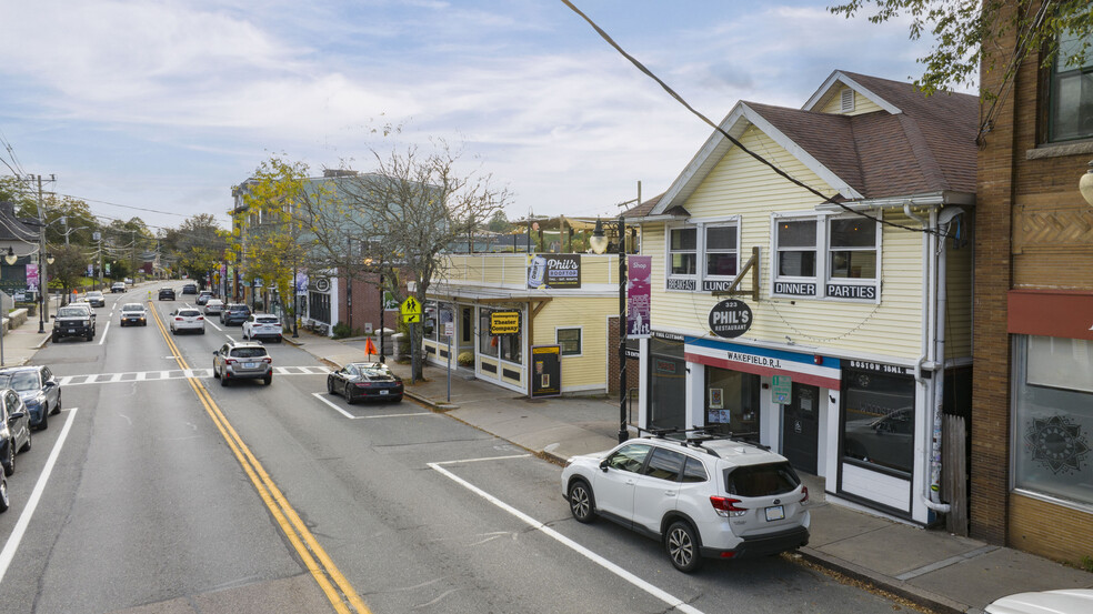 323 Main St, Wakefield, RI for sale - Building Photo - Image 2 of 17