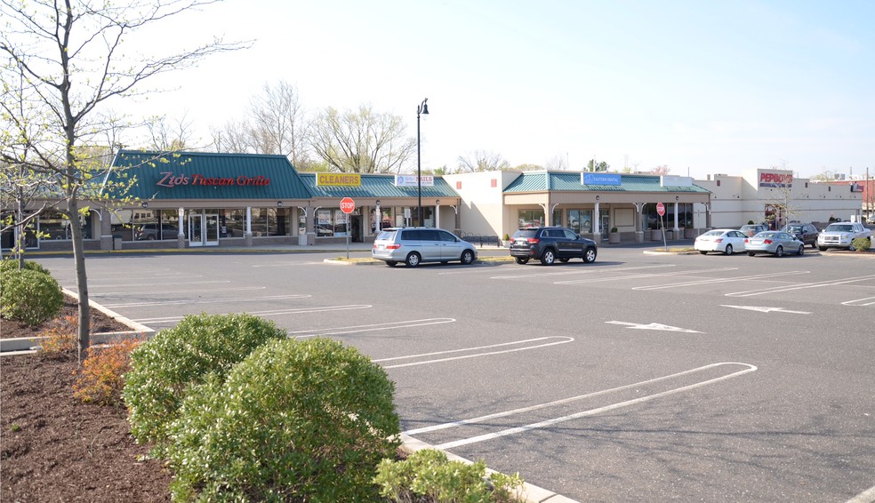 202 Route 130 N, Cinnaminson, NJ for rent - Building Photo - Image 3 of 9