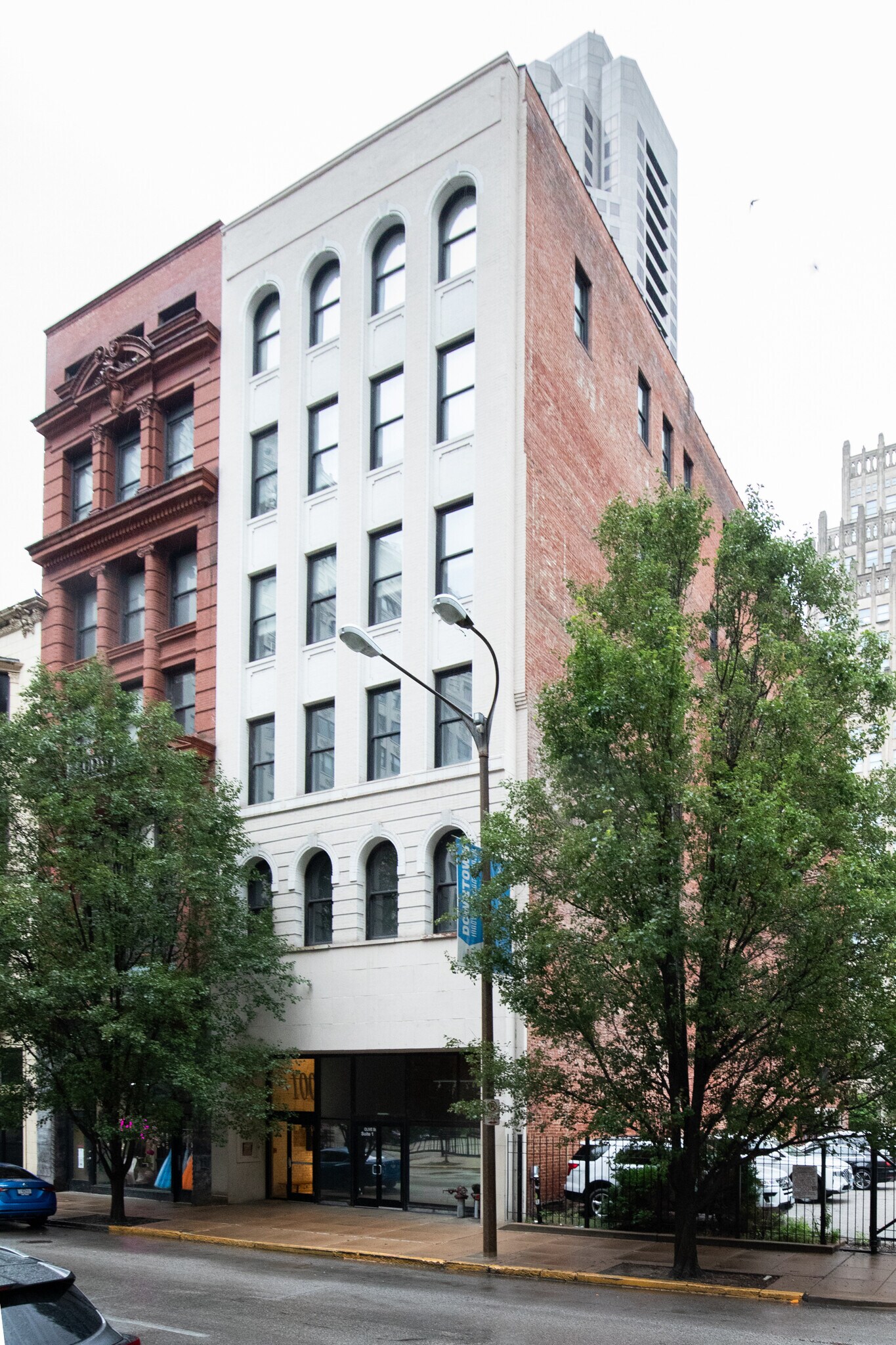 1006 Olive St, Saint Louis, MO to rent Building Photo- Image 1 of 18