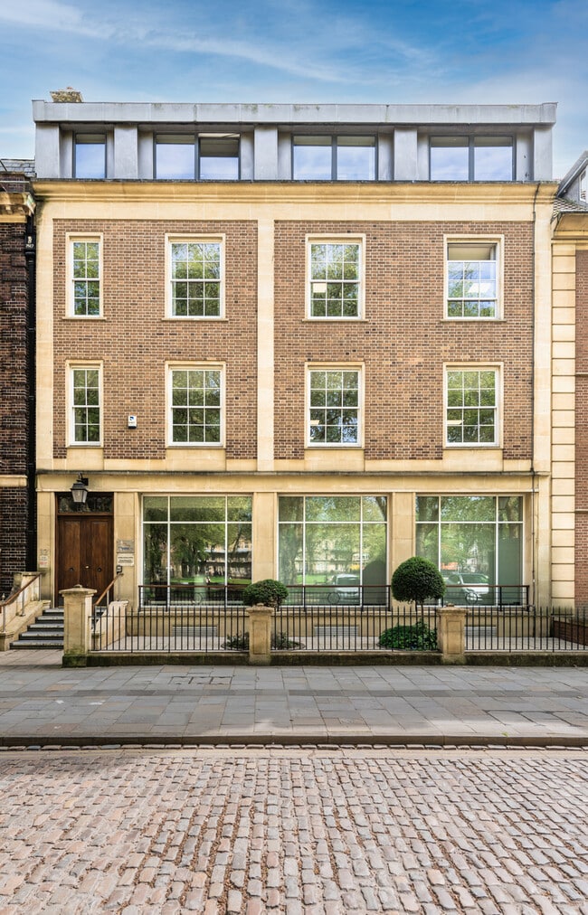 More details for 31-32 Queen Sq, Bristol - Office to Rent