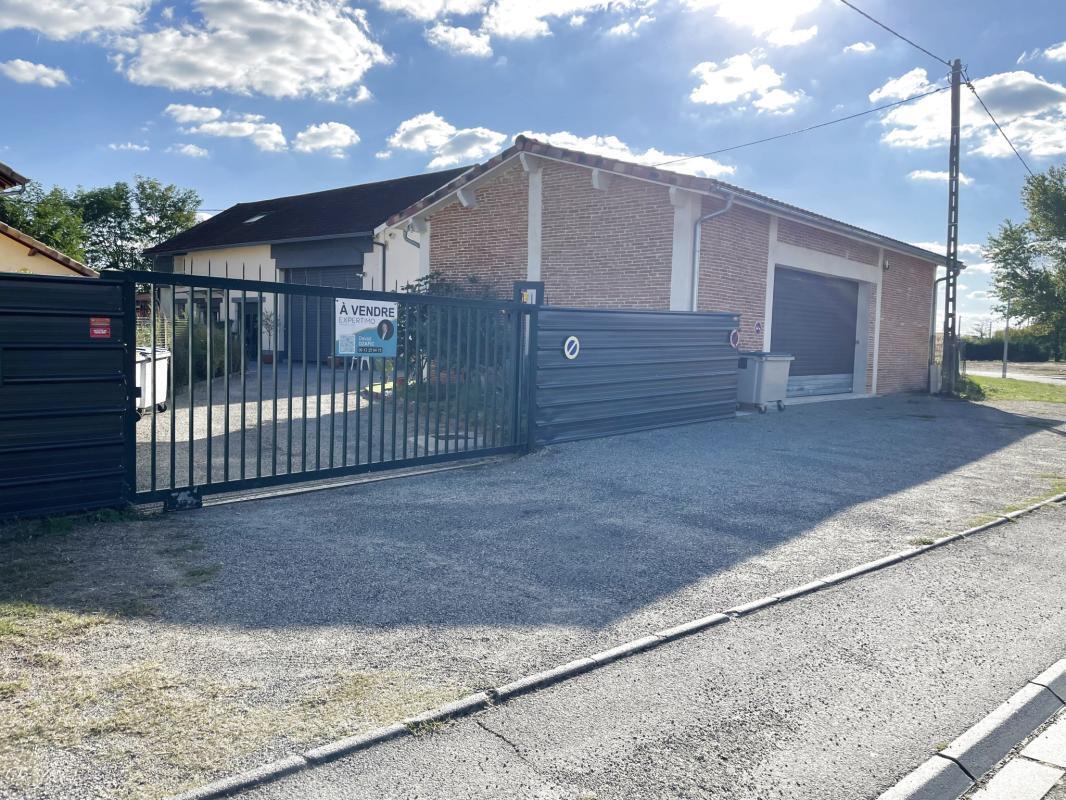 Light Industrial in Montauban for sale Building Photo- Image 1 of 7
