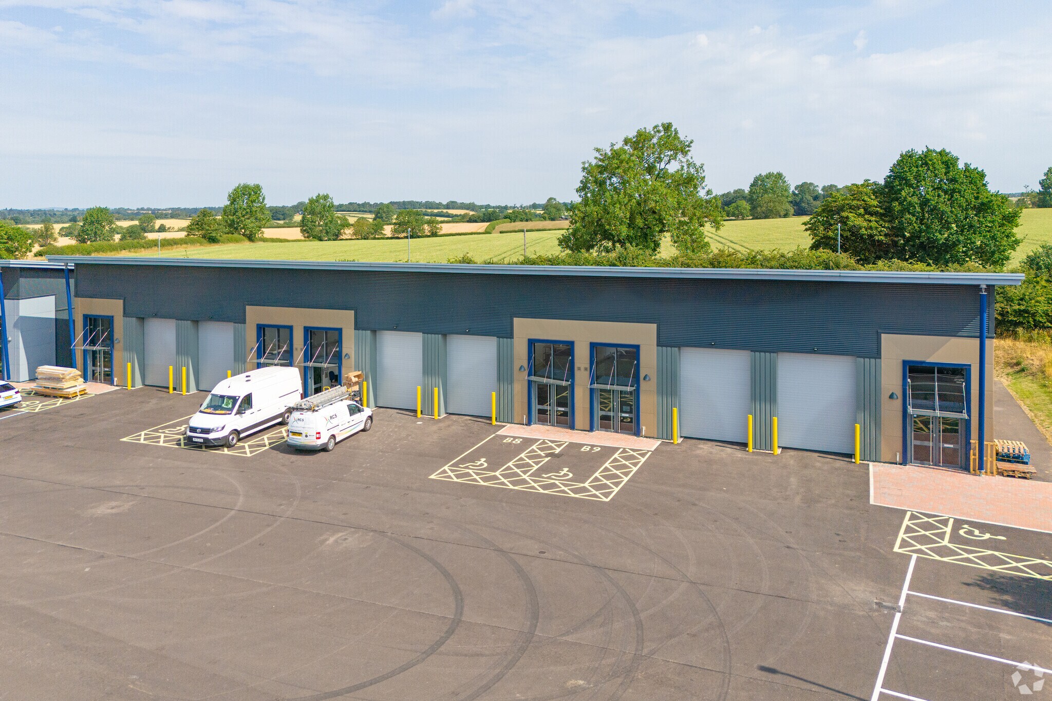 Wistow Rd, Leicester to rent Building Photo- Image 1 of 6