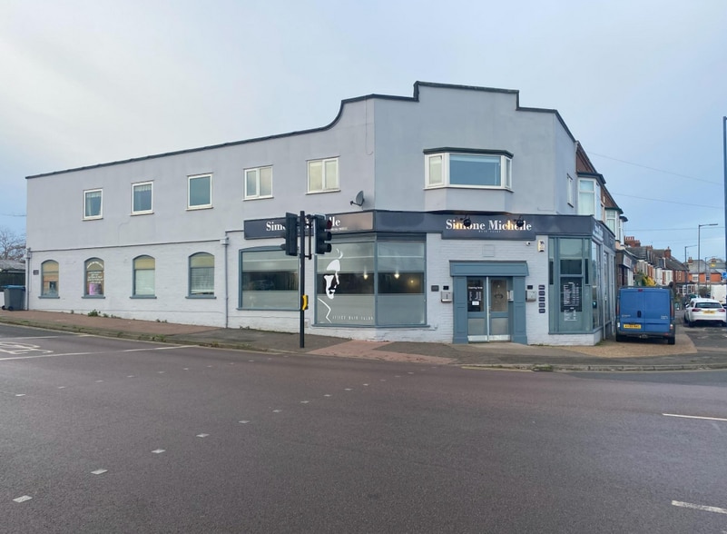 73-75 High Rd, Felixstowe for sale - Primary Photo - Image 1 of 3