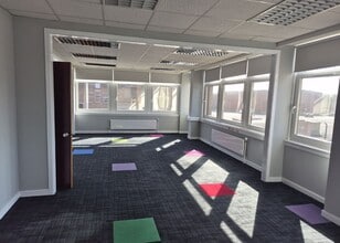 Den Rd, Kirkcaldy to rent Interior Photo- Image 1 of 5