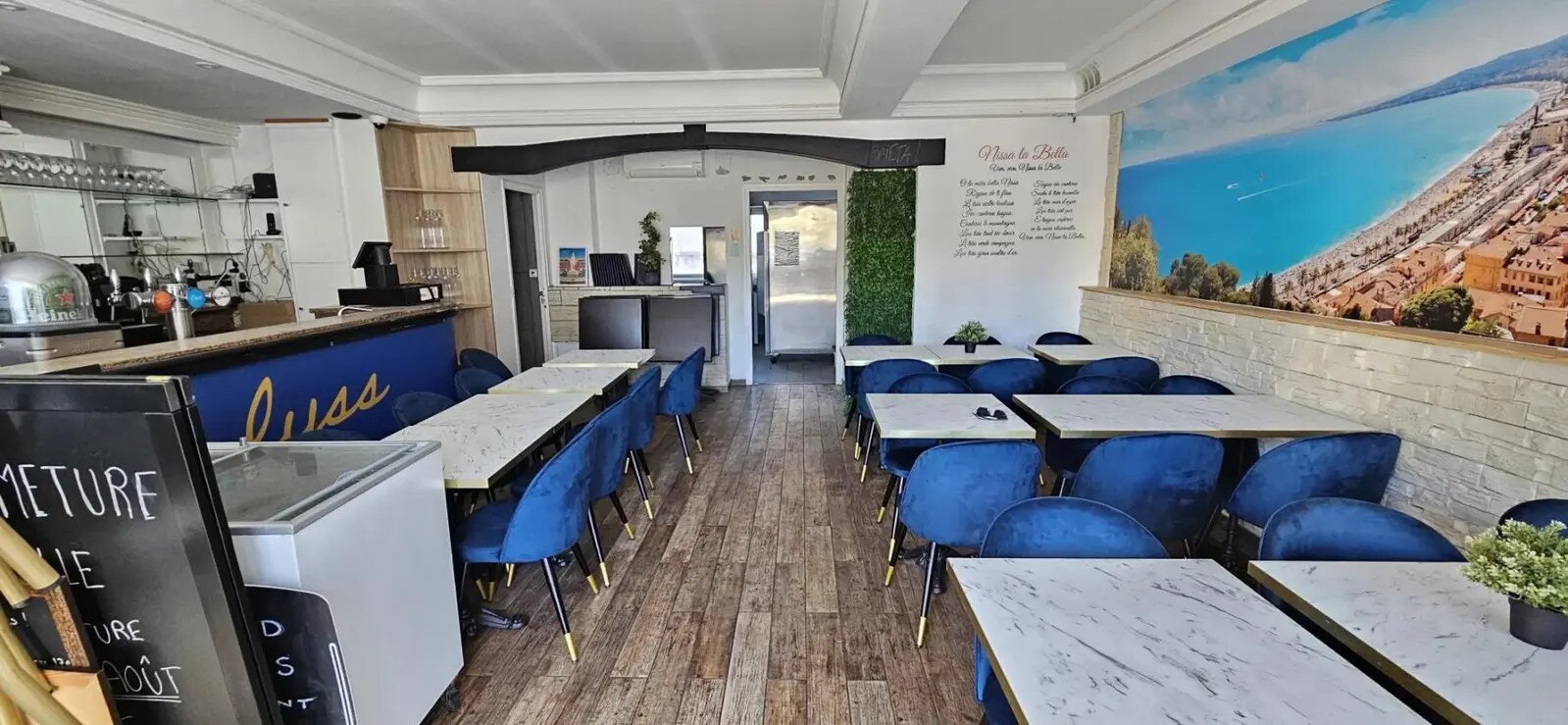 Retail in Saint-Laurent-du-Var for sale Interior Photo- Image 1 of 8