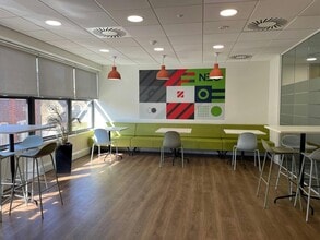 Millmead, Guildford to rent Interior Photo- Image 1 of 5