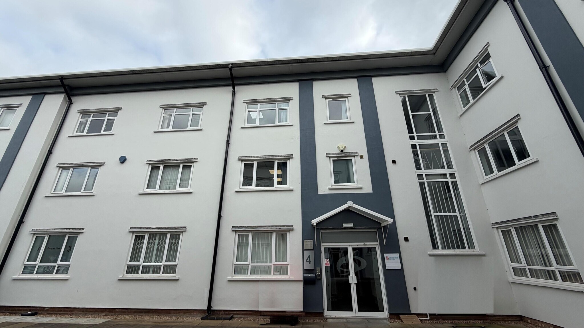 Budbrooke Rd, Warwick to rent Building Photo- Image 1 of 6